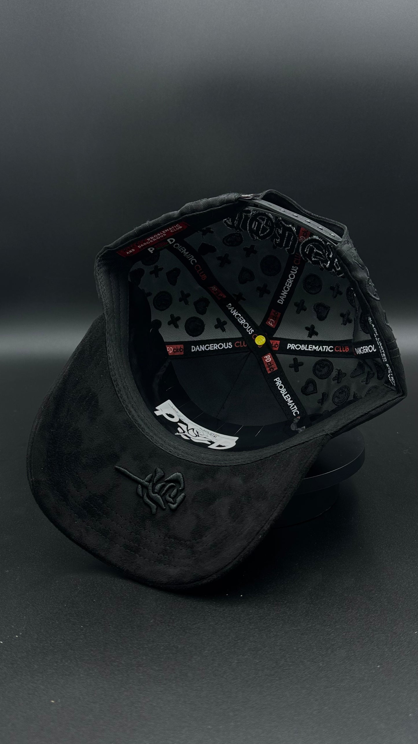 Gorra Problematic and Dangerous club Black