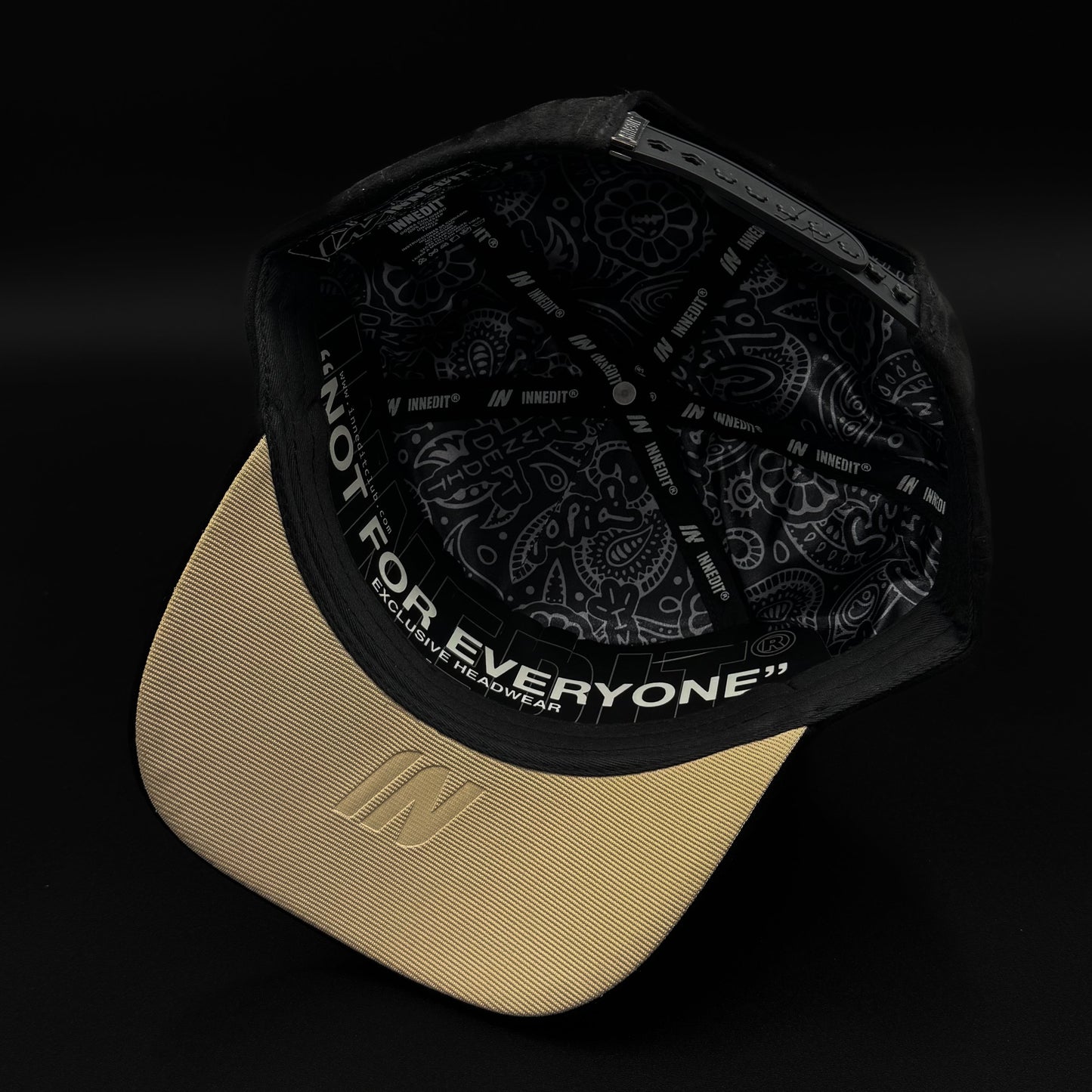 Innedit Muratravis “Utopía”