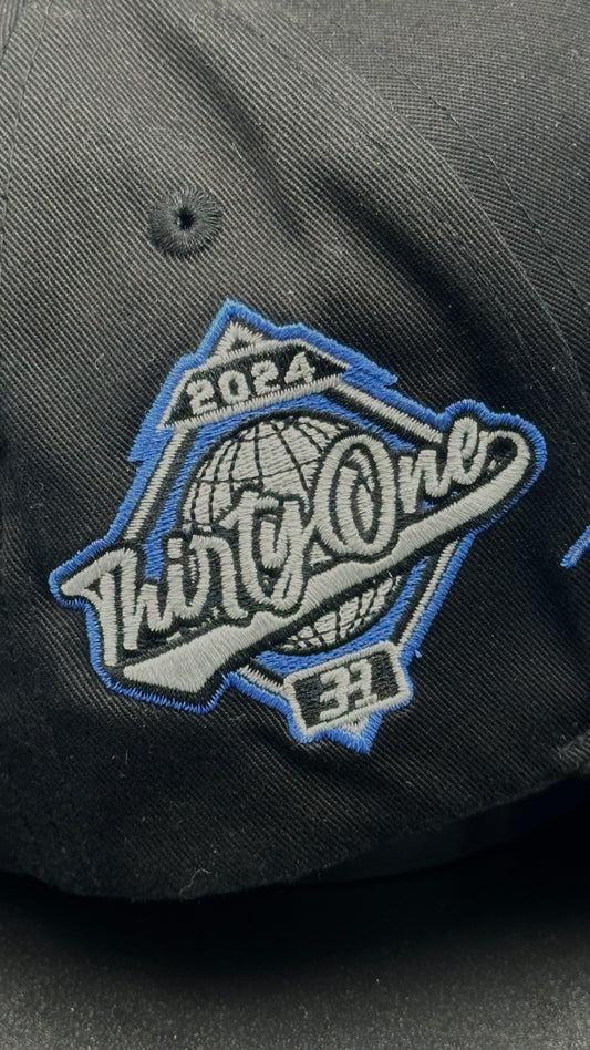 Gorra  31 Hats LA clouds electric