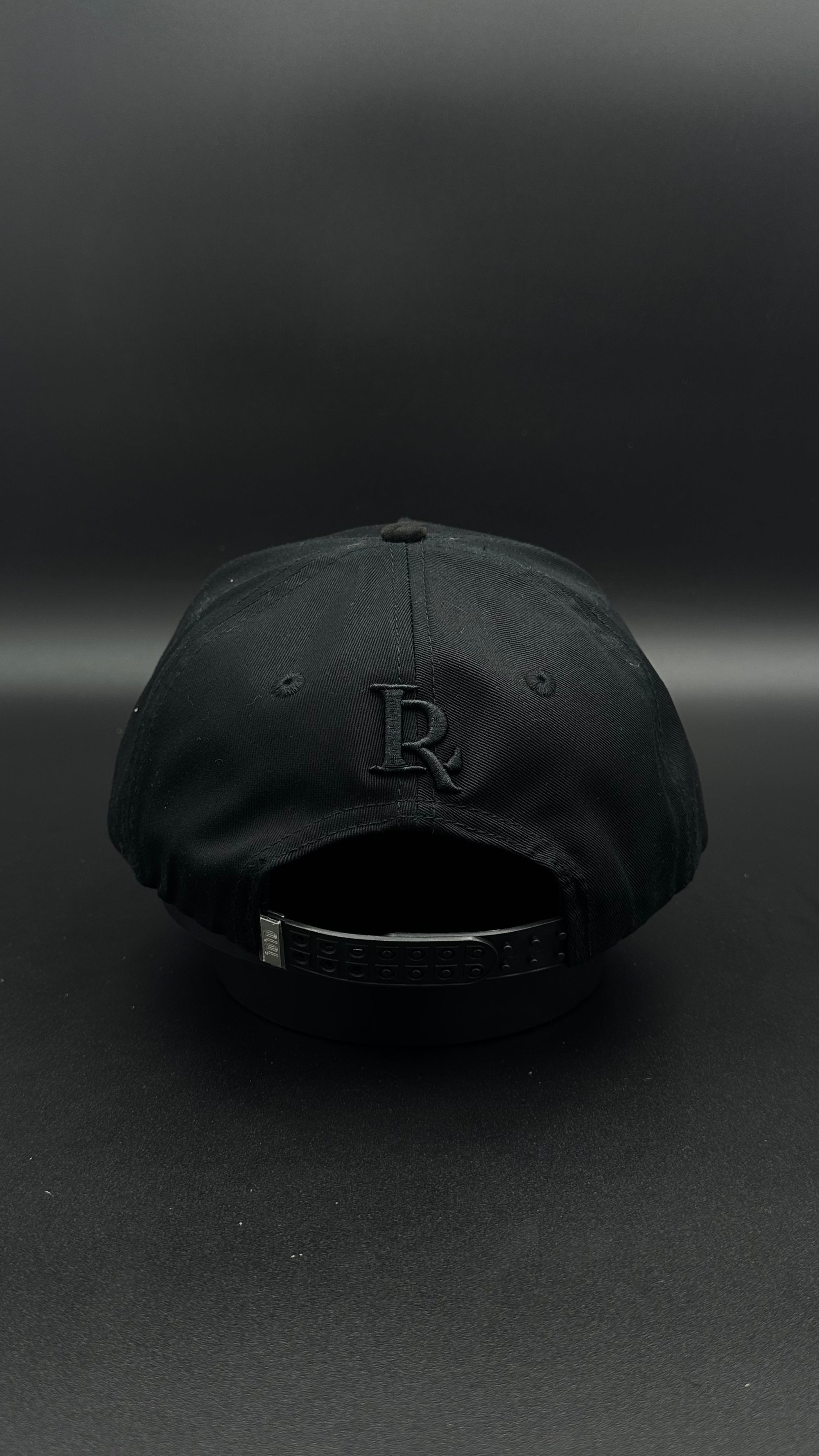 Gorra TOTO X Luis R