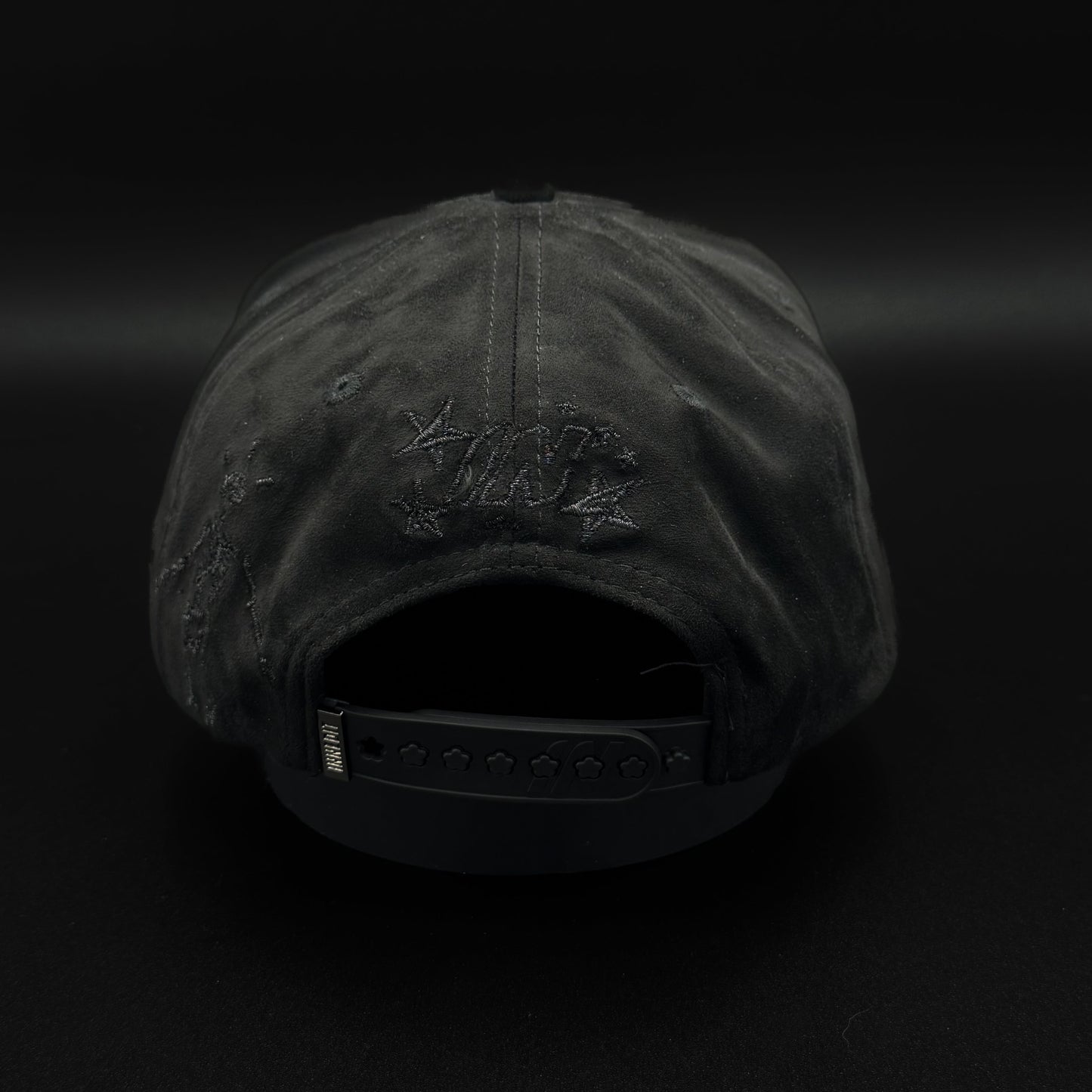 Innedit Muratravis “Total Black”