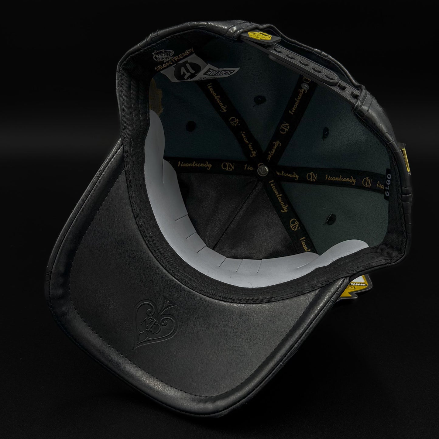 1Iron Trendy “Soy Alucin” Black